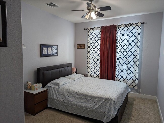 Building Photo - 2537 Charolais Ct