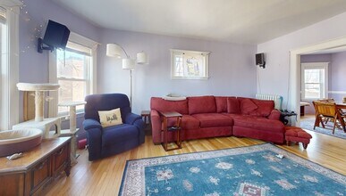 Building Photo - 95 Jamaica St