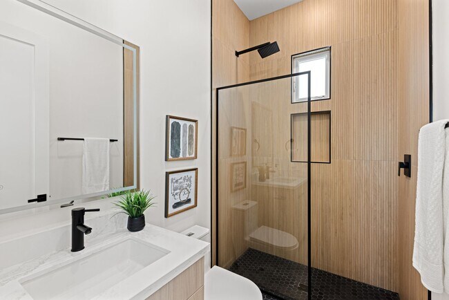 Building Photo - BRAND NEW Top Floor Home Available! 1 Bedroom, In-Home Laundry, Parking, View