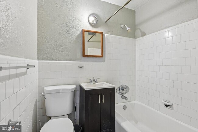 Building Photo - 3312 Dorithan Rd
