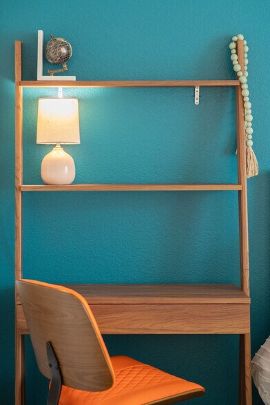 Building Photo - 1282 W 11th Ave