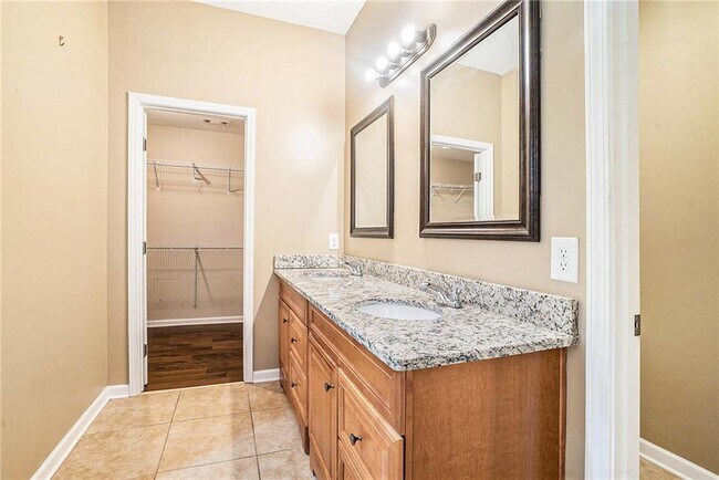 Building Photo - 2061 Hutton Dr