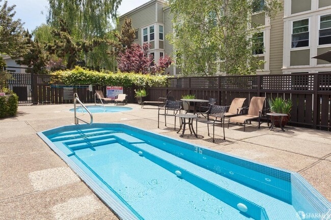 Building Photo - 2250 24th St