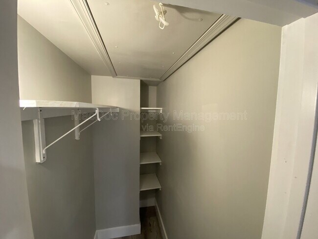 Building Photo - 1115 Winchester St