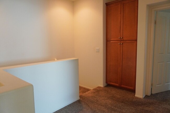 Building Photo - Spacious 3-Bedroom Townhome in the North Oaks Community