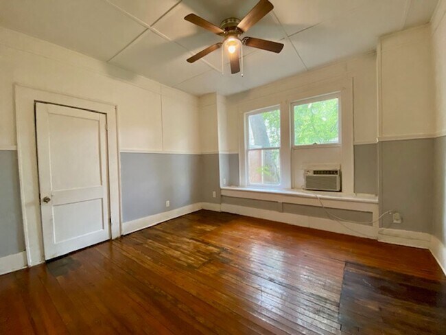 Building Photo - HISTORICAL HIGHLAND APARTMENTS FOR RENT!! ...