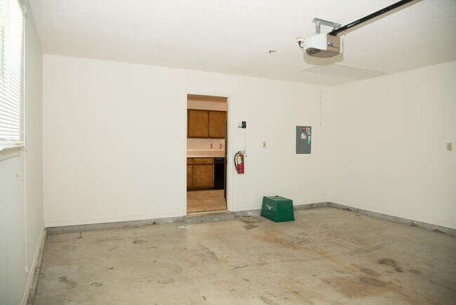 Building Photo - 143 Palmetto Ave