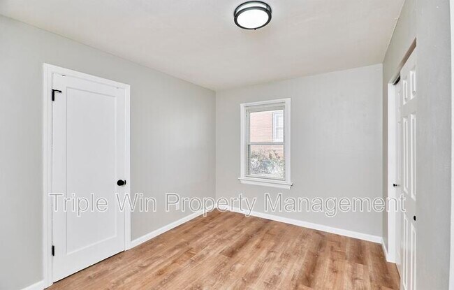 Building Photo - 10315 St Arthur Ln