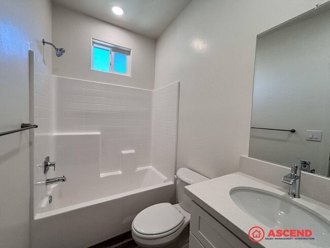 Building Photo - 6012 Curvy Hills Dr