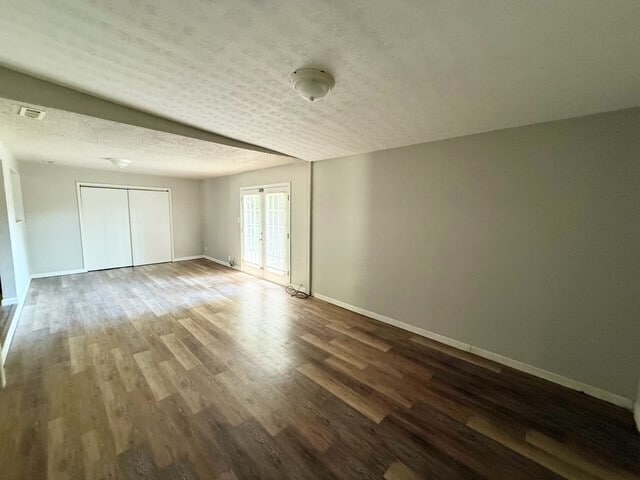 Building Photo - 3845 Delmont Dr