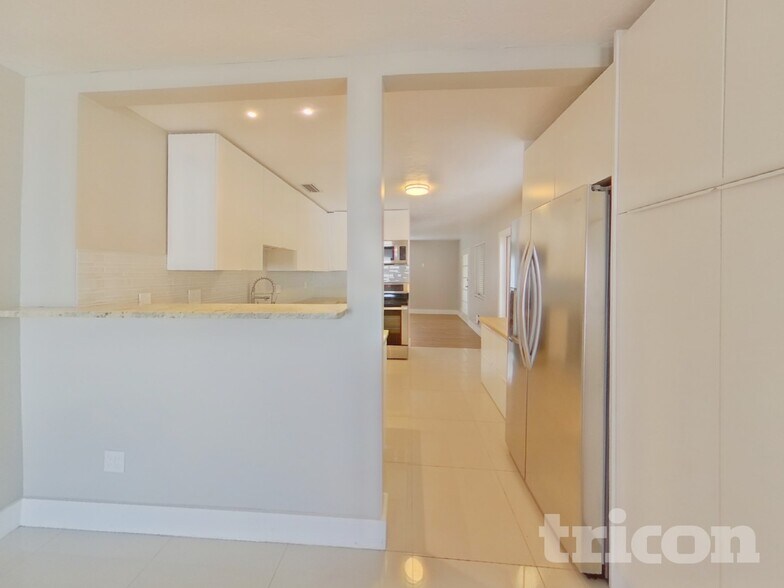 Building Photo - 7217 11th Ave N