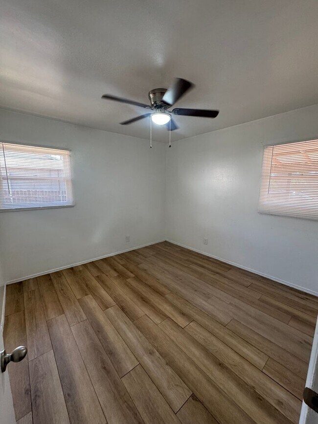 Building Photo - 6632 Indiana St