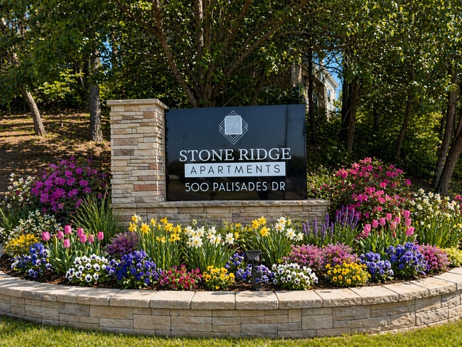 Front sign - Stone Ridge Apartments