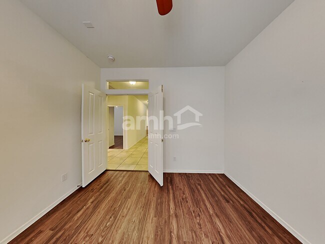 Building Photo - 15954 W Port Royale Ln