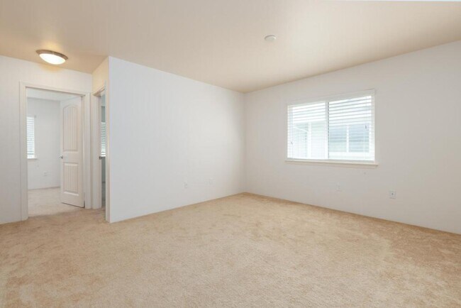 Building Photo - 87-1669 Mokila St