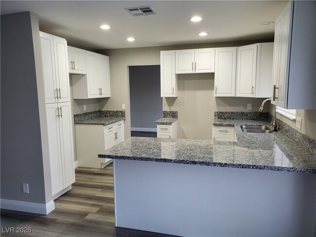 Building Photo - 6236 W Katella Ave