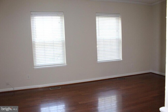 Building Photo - 503 S Patrick St