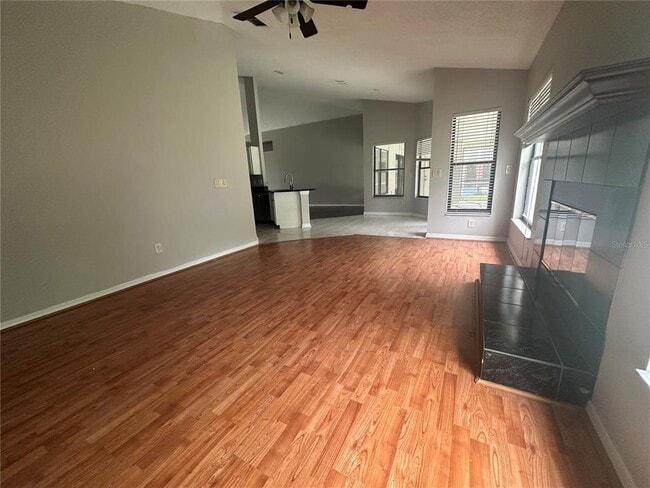 Building Photo - 929 Rosinia Ct