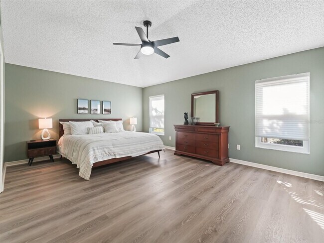 Building Photo - 3008 Rugby Way