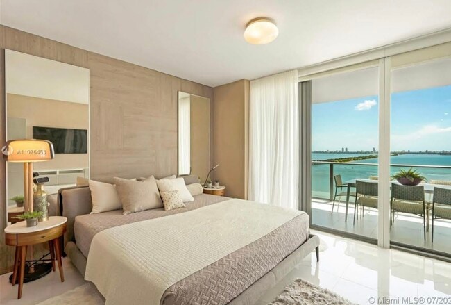 suite master - 3131 NE 7th Ave