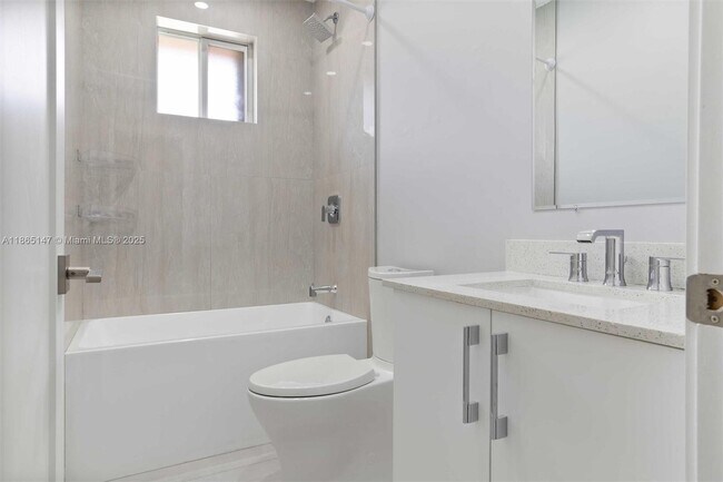 Building Photo - 3378 W 80th St