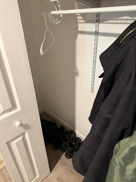 Building Photo - 263 S Haviland Ave