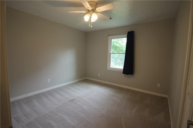 Building Photo - 238 Amour Way SW