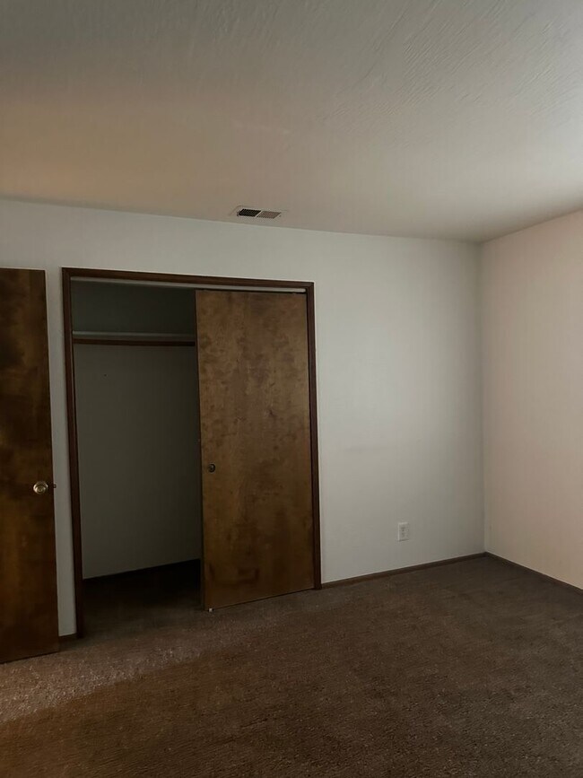 Building Photo - Saint Andrews