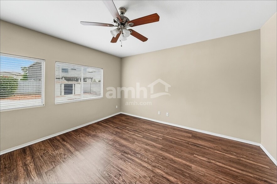 Building Photo - 13240 W Watson Ln