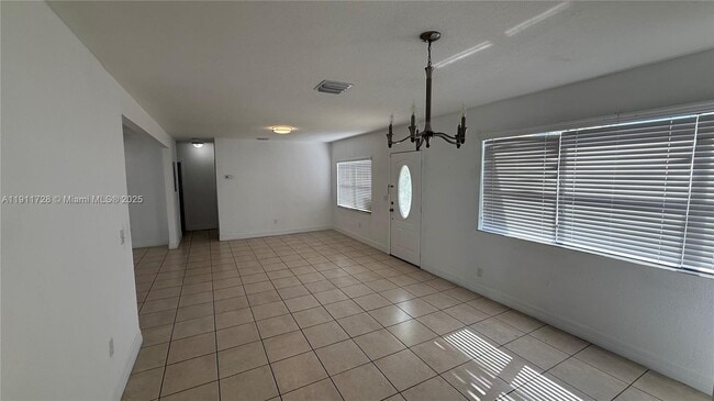 Building Photo - 3211 NW 19th Terrace