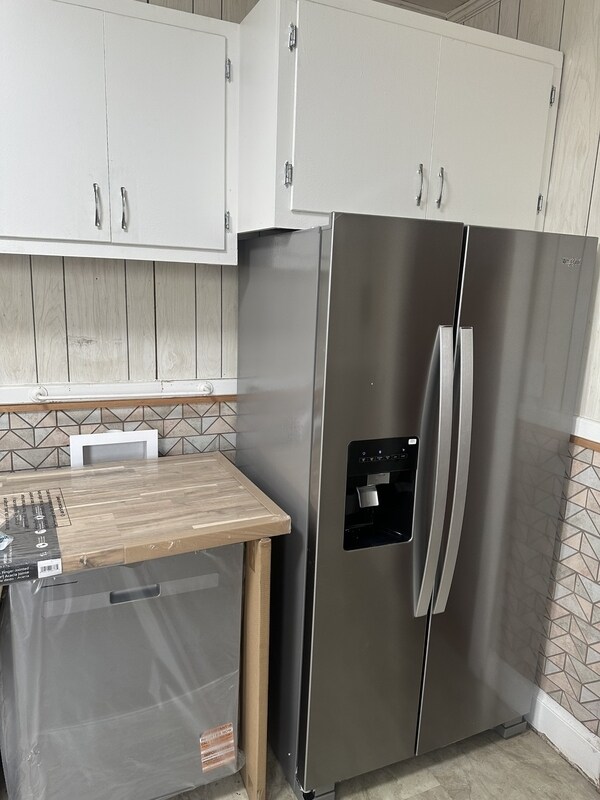 Building Photo - 406 North Main St