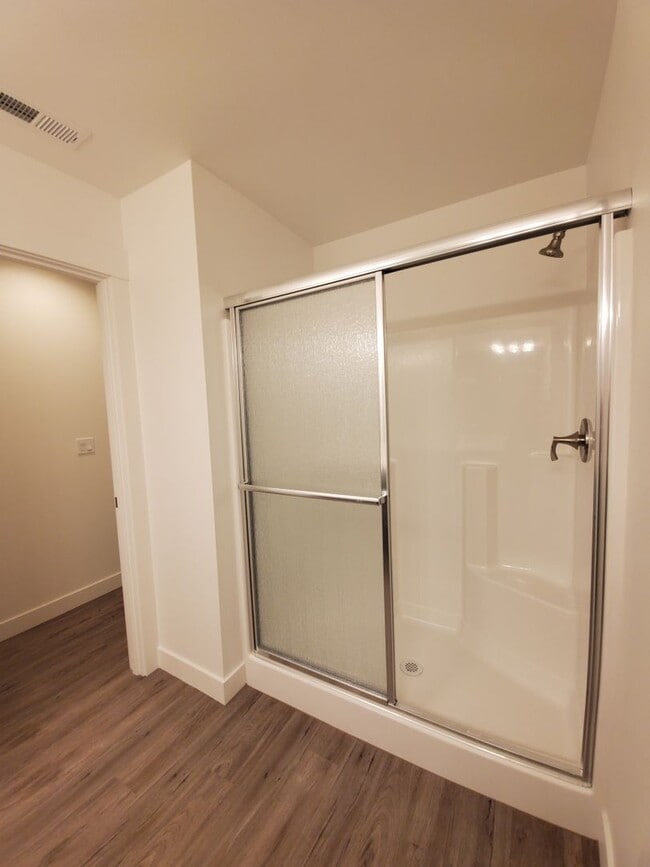 Building Photo - 522 Bedrock Loop