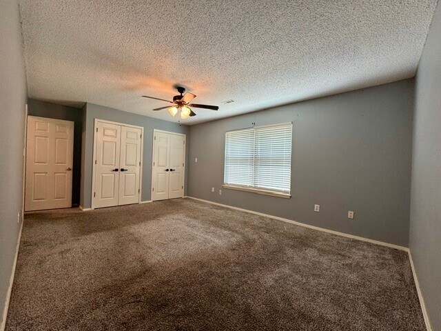 Building Photo - 13135 Pleasant Hill Rd