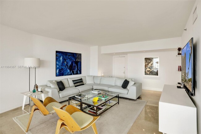 Building Photo - 400 Alton Rd