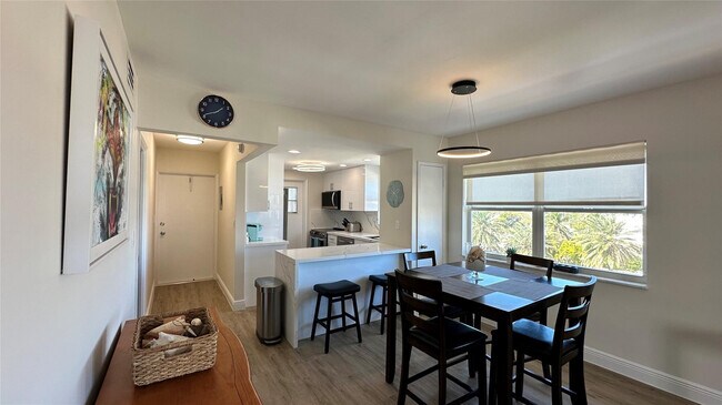 Building Photo - 1630 N Ocean Blvd