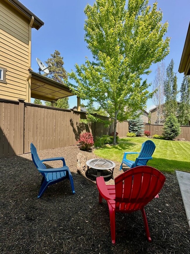 Building Photo - 61158 SW Teton Ln