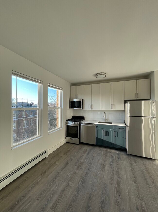 Building Photo - 1421 12th St NW