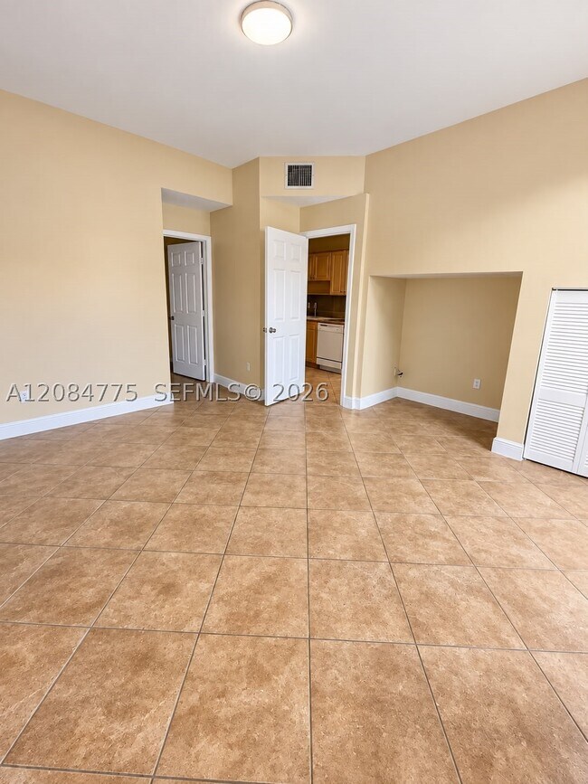 Building Photo - 2303 Clipper Pl