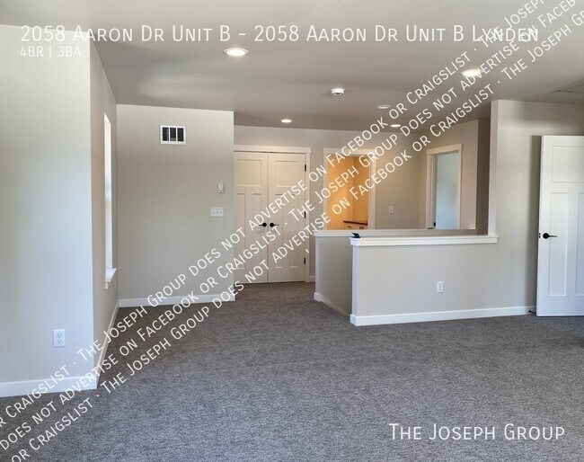 Building Photo - 2058 Aaron Dr