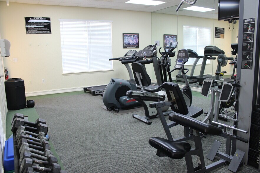 2 Fitness Centers - 5551 Bentgrass Dr