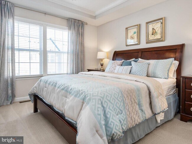 Building Photo - 1047 Ironwood Ln