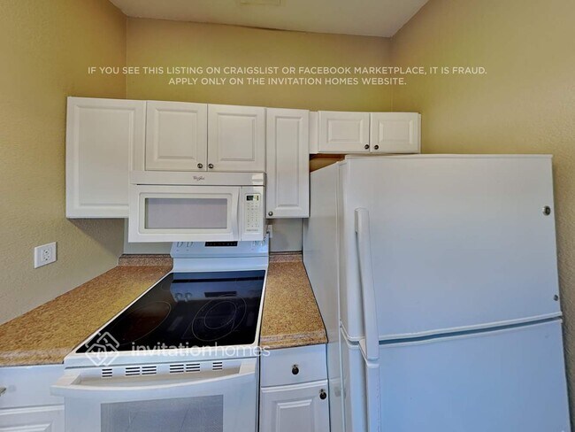 Building Photo - 599 Koala Dr