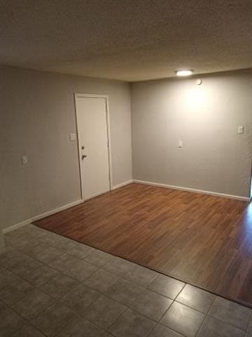 Building Photo - 308 S Pecan St