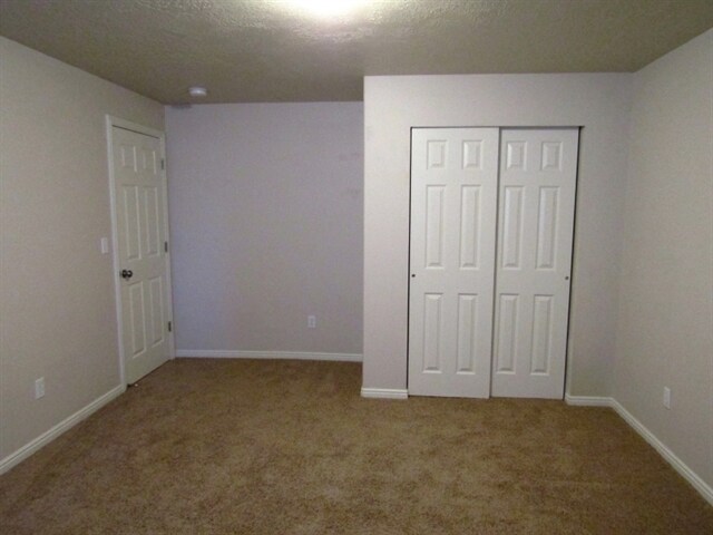 Building Photo - 32 E 2200 S