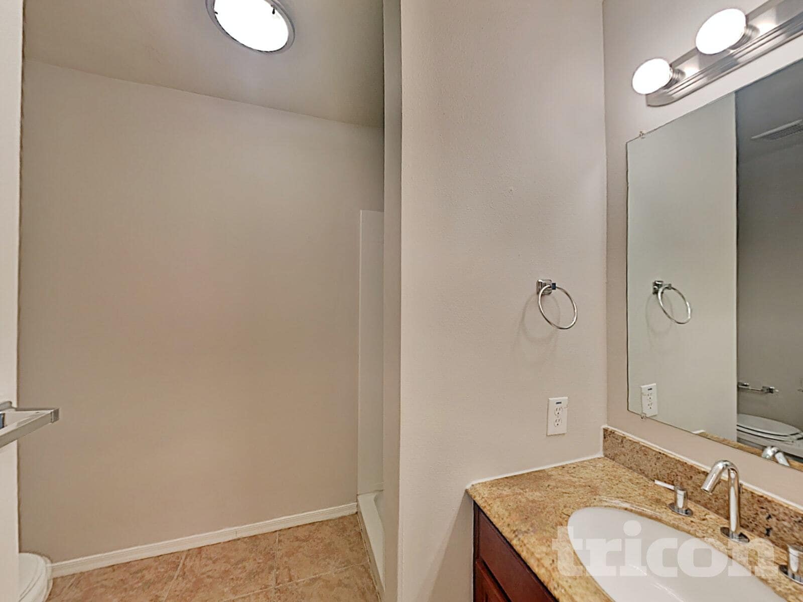 Building Photo - 13129 N 21st Dr