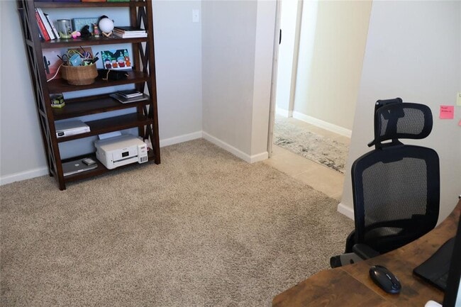 Building Photo - 11500 Maple Leaf Way