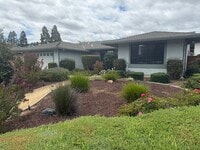 Building Photo - 515 La Baree Dr