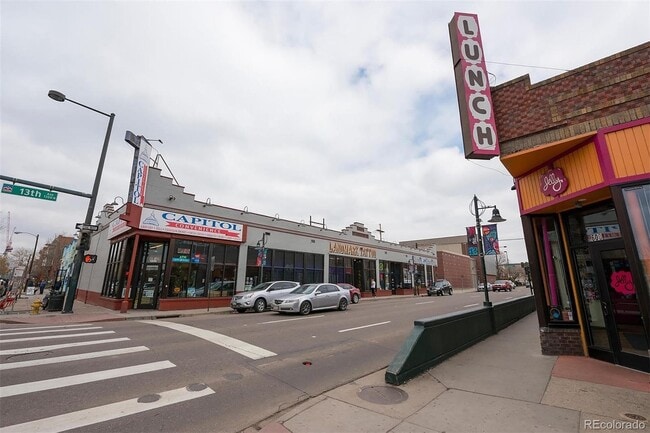 Building Photo - Unique Top floor Studio Apartment in Eclectic Capitol Hill House, Utilities Included!  Available ...