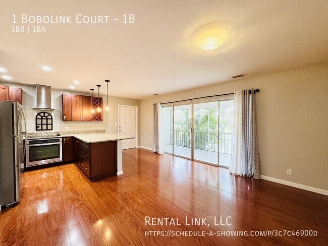 Building Photo - 1 Bobolink Ct