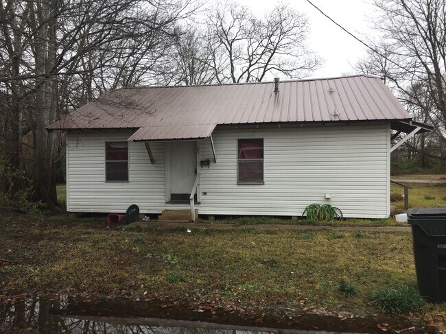 Building Photo - 105 Prune St